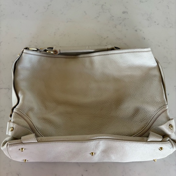 Oroton Cream Leather Shoulder Bag - Picture 6 of 16